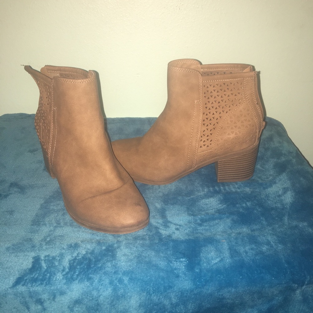 Ankle boots